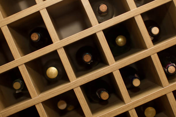 ボトル付きワインラック - wine winery wine rack cellar ストックフォトと画像