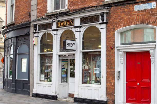 Sweny's Chemist and Druggist, in Lincoln Place, Dublin, ireland. Sweny's Chemist and Druggist, in Lincoln Place, Dublin. Mentioned in James Joyce's Ulysses where Bloom bought his lemon scented soap. bloomsday stock pictures, royalty-free photos & images