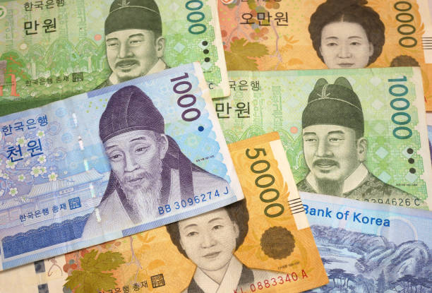 corea del sur ganó dinero en moneda. concepto de negocio financiero - korean currency fotografías e imágenes de stock