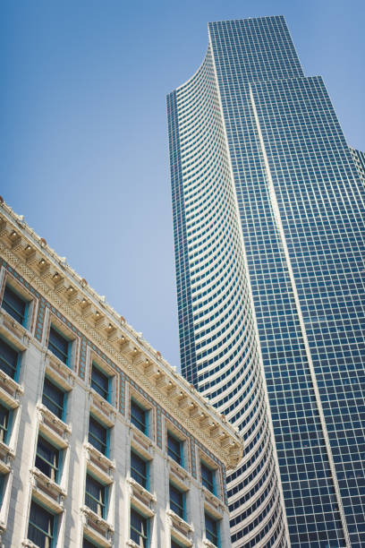 istock Old and New Seattle Buildings 1166939743