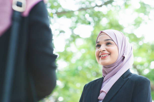 istock Muslim business people 1166941572