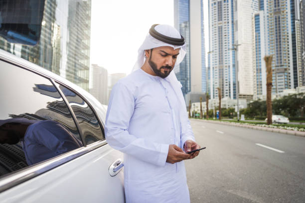 portret emirackiego biznesmena - sheik abu dhabi united arab emirates asia zdjęcia i obrazy z banku zdjęć