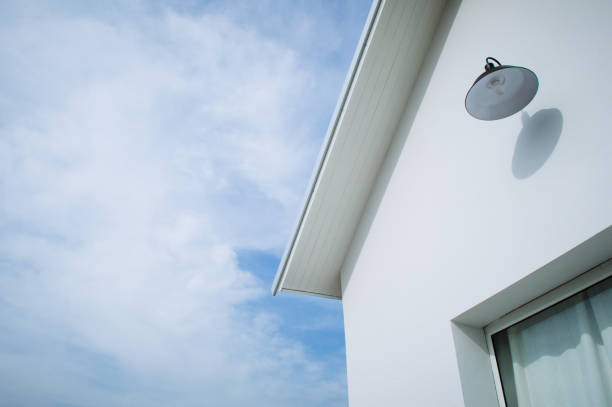 istock simply house and sky 1166980576