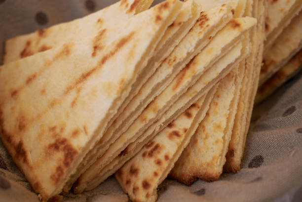 istock piadina Romagnola slices in a basket 1167047118