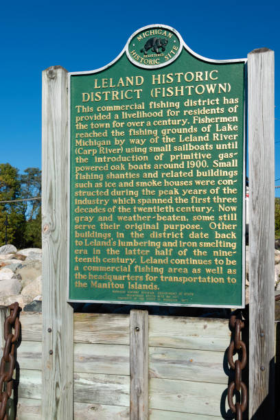 dzielnica historyczna leland (fishtown) - leelanau peninsula zdjęcia i obrazy z banku zdjęć