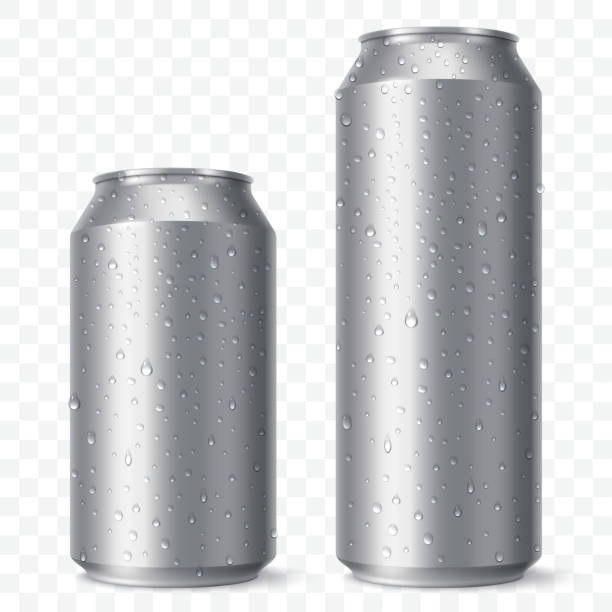 ilustrações de stock, clip art, desenhos animados e ícones de blank beer can mock up with condensation droplets. small and aig aluminium soda can isolated on transparent background. realistic drink packaging. vector eps 10. - enlatado