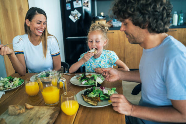 istock Family healthy meal 1167076761