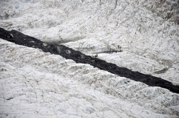 о франце иосифе - glacier west coast south island new zealand people стоковые фото и изображения