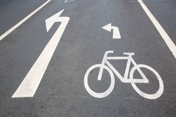 istock Cycle Lane and Right Arrow Turn; Frankfurt 1167169054