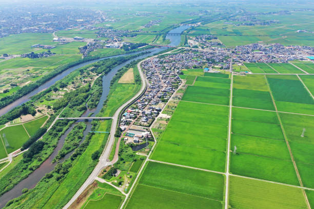 vue aérienne de la campagne de niigata - niiagata photos et images de collection