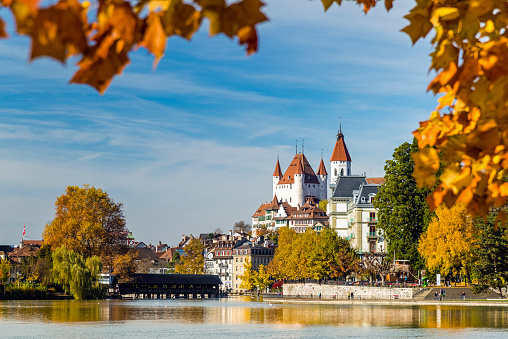Thun, Switzerland - Oktobre 30, 2015: City of Thun and the river aare, in autumn with castle, Bernese Oberland, switzerland