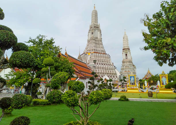 istock Wat Arun Ratchawararam Ratchawaramahawiha 1167375171