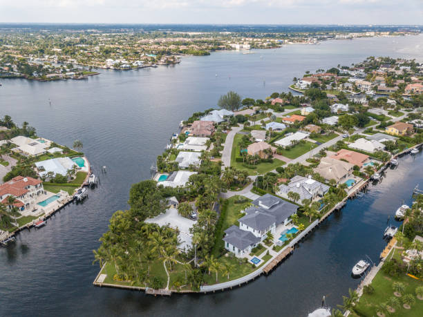 istock Flight over the Atlantic Coast of South Florida 1167377617