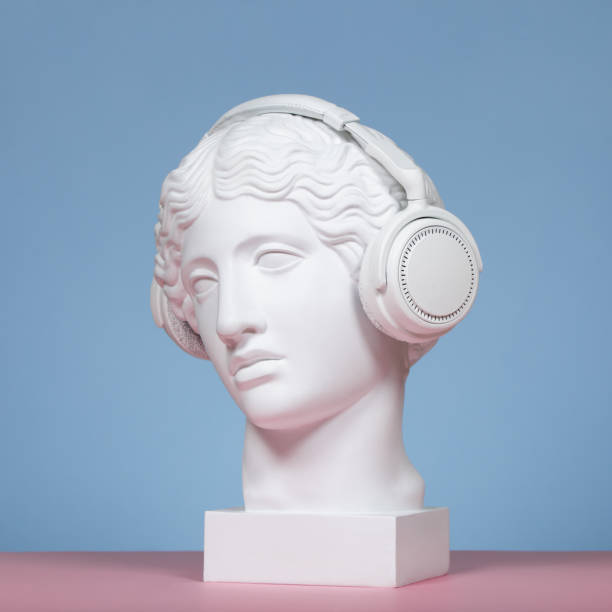 istock Female plaster head with headphones 1167392362