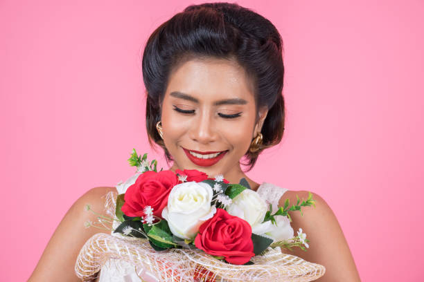 Vestidos De Dama De Honor De Color Lila - Banco de fotos e imágenes de stock - iStock Vestidos De Dama De Honor De Color Lila - Banco de fotos e imágenes de stock - iStock