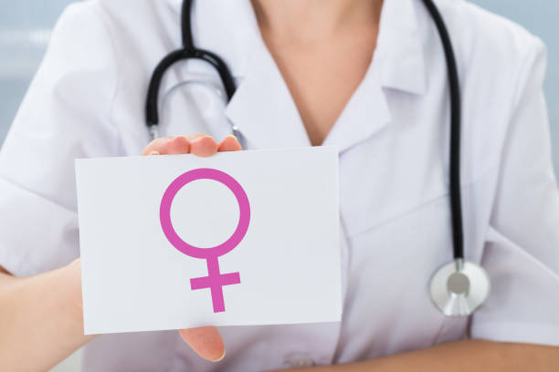 istock Doctor Holding Blank Card 1167402513
