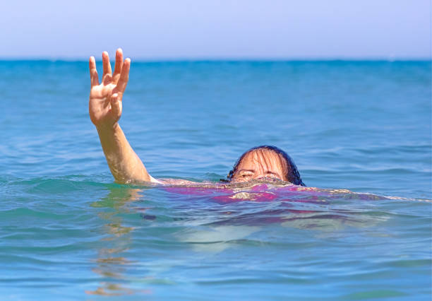Person drowns in the water