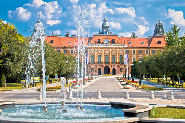 istock Sombor fountain square and city hall view 1167502170
