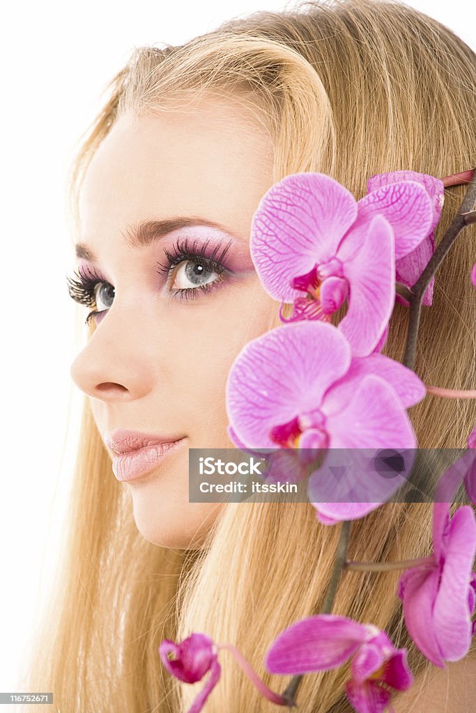 Portrait mit Blumen - Lizenzfrei Frauen Stock-Foto