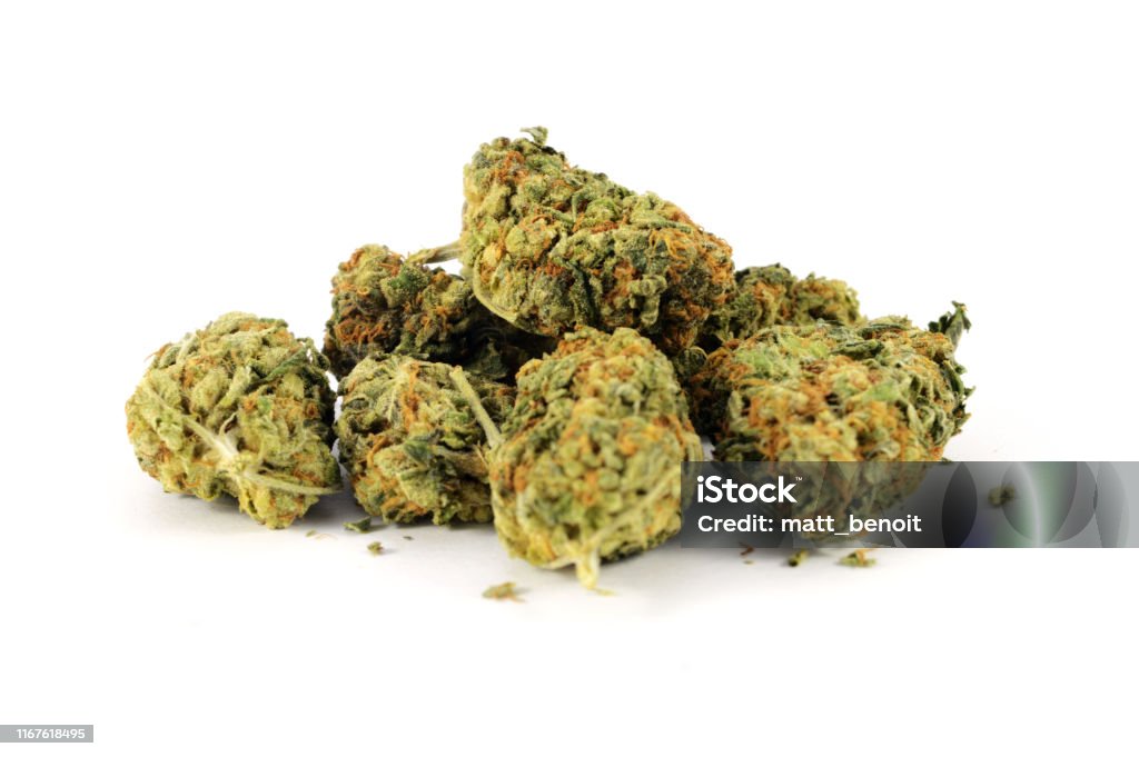 Cannabis Weight Scale With Wooden Pipe Marijuana Stock Photo - Download  Image Now - Cannabis - Narcotic, Cannabis Plant, Fire - Natural Phenomenon  - iStock