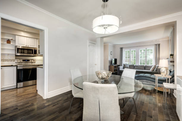 Full set of the renovated old style townhouse in Montreal, Canada Renovated, furnished and well staged 2 storey house with finished basement to rent on Vacation Rental Company modern cottage interior design stock pictures, royalty-free photos & images