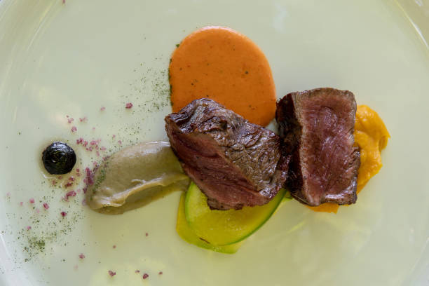 fancy steak on playyer - lagarde imagens e fotografias de stock