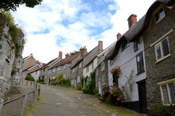 istock Gold Hill, Shaftesbury 1167801537