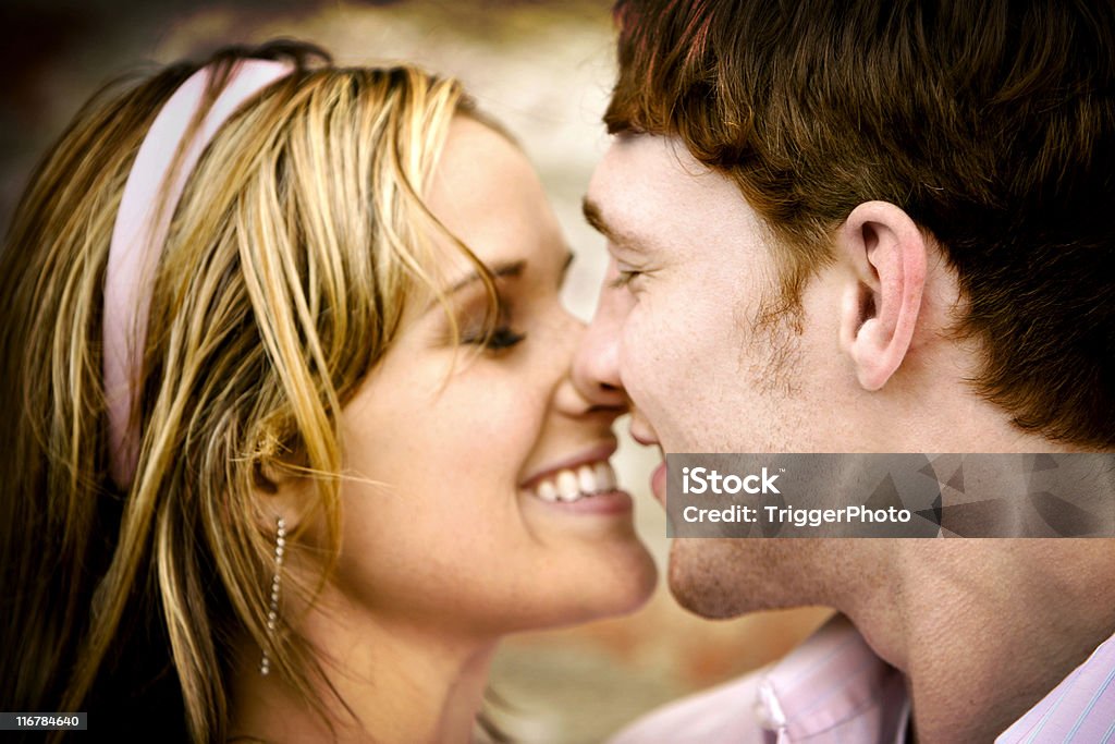 Atractiva pareja Retratos - Foto de stock de Adulto libre de derechos