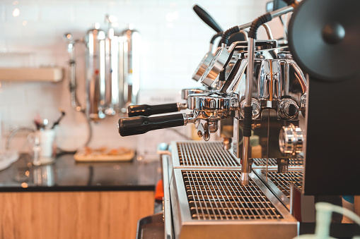 coffee maker machine for barista in coffee shop