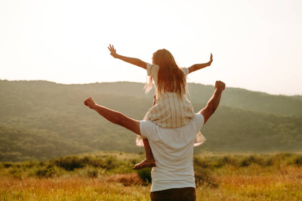 istock Dad and daughter in nature 1167931922