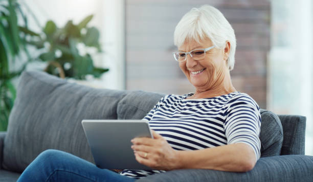 istock Keeping up with all the latest news and developments 1167942844