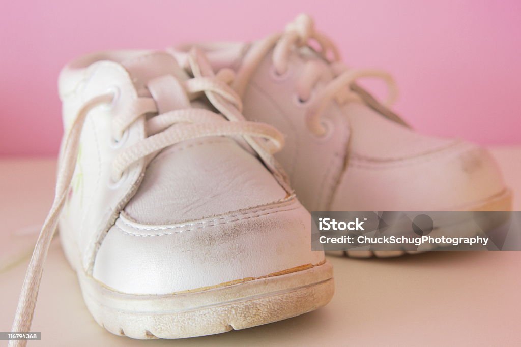 Zapatos de bebé niña niño calzado - Foto de stock de Calzado libre de derechos