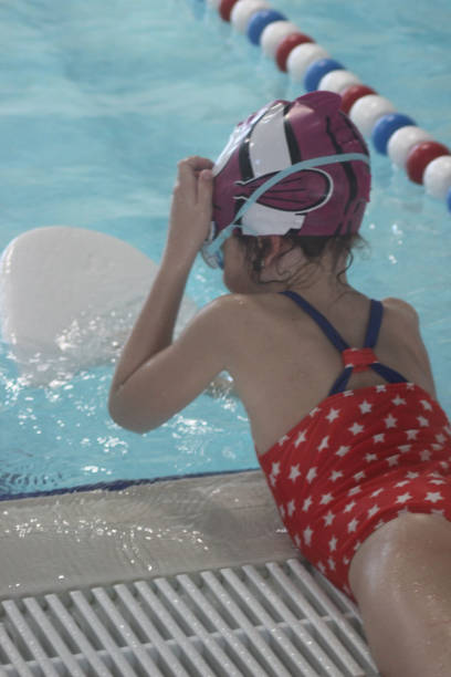 istock Little girl learning to swim 1167983989