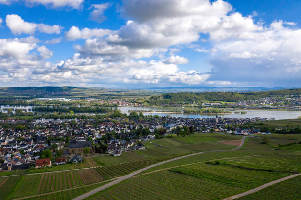 istock Rudesheim am Rhein 1168049389