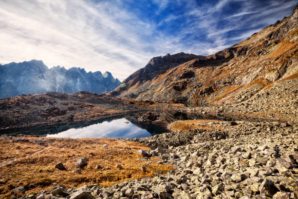 tatra-gebirge, slowakei - mountain range carpathian mountain range mountain ridge stock-fotos und bilder