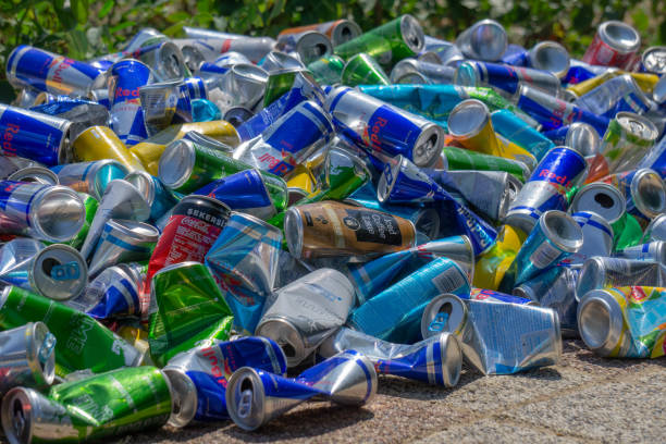 istock Tin Cans in Garbage, waiting for recycle 1168124744