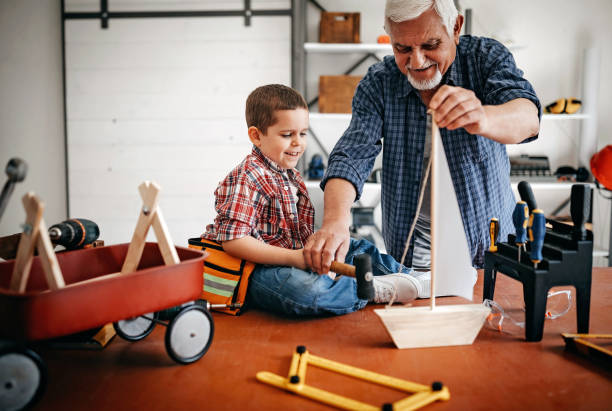 istock You are a grandpas helping hand 1168200221
