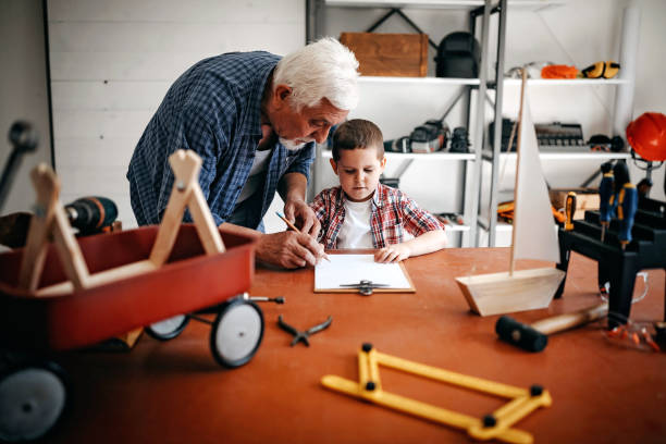 istock You are a grandpas helping hand 1168204575