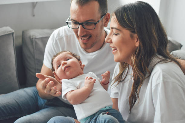 istock Mom and Dad's love 1168213395
