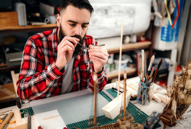 cada peça tem que ser como no original - nautical vessel wood sailing ship repairing - fotografias e filmes do acervo