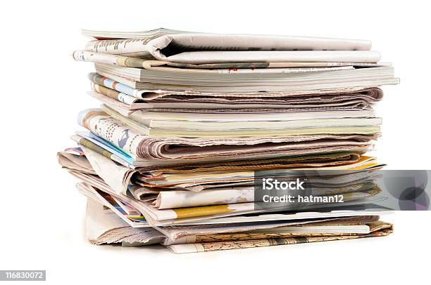 Foto de Pilha De Jornais E Revistas Antigas e mais fotos de stock de Jornal - Jornal, Papel, Fundo Branco