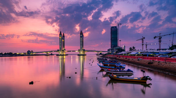A lighthouse by the river A lighthouse by the river during sunset and sunrise terengganu stock pictures, royalty-free photos & images