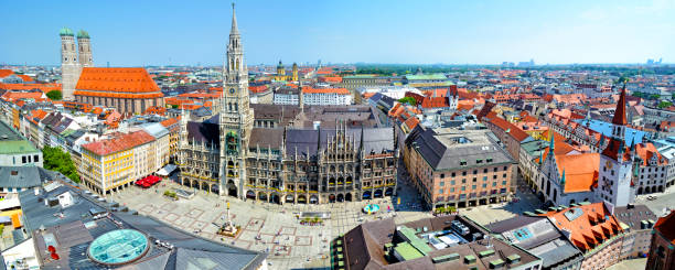 istock Panoramic view of Marienplatz in Munich 1168345746