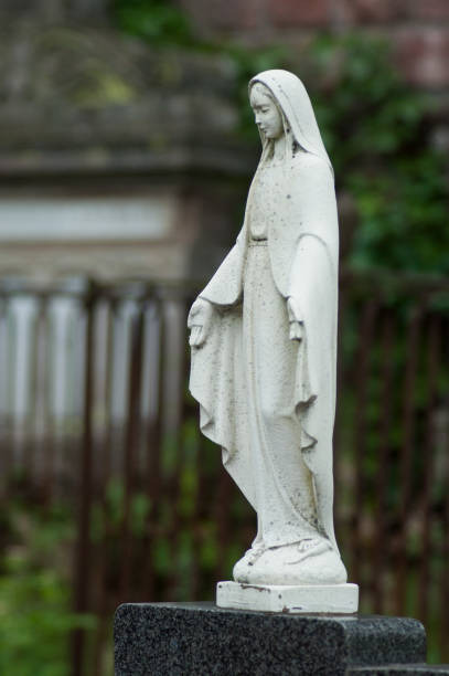 istock stoned Virgin Mary