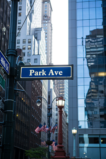 Park Avenue Sign
