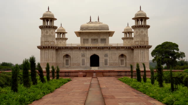 Itmad-ud-Daula, or Baby Taj, Agra, Uttar Pradesh, India