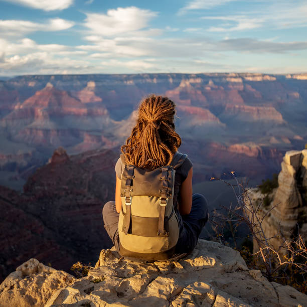 Un randonneur dans le parc national du Grand Canyon, South Rim, Arizona, Etats-Unis. - Photo