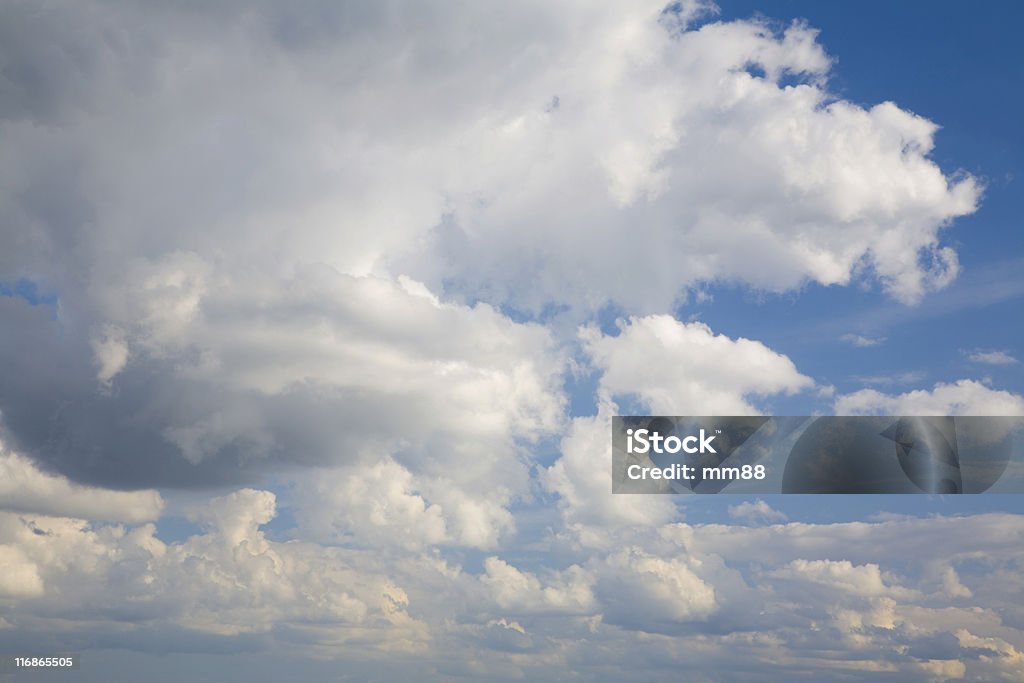 Nubes de verano - Foto de stock de Altocúmulo libre de derechos