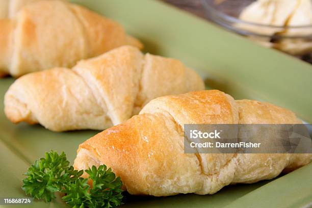 Brot Stockfoto und mehr Bilder von Brotsorte - Brotsorte, Croissant, Dessert