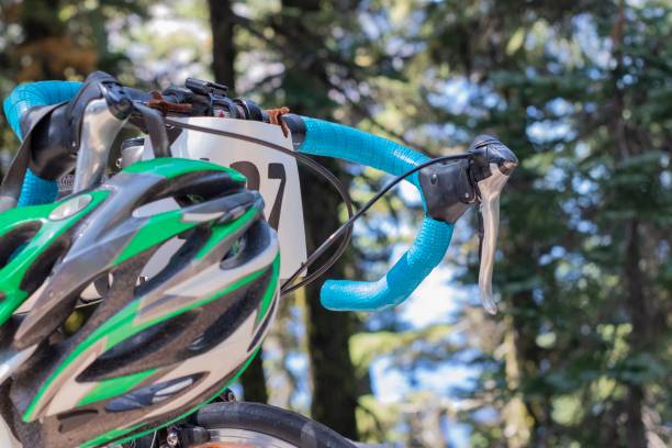 istock Cyclist at Crater Lake National Park 1168762063